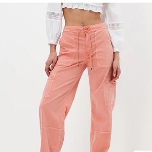 AE Dreamy Drape Stretch Baggy Wide Leg Cargo Pant